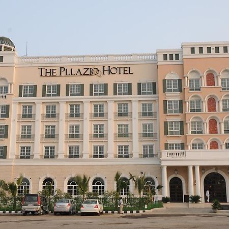 The Pllazio Hotel Gurgaon Extérieur photo