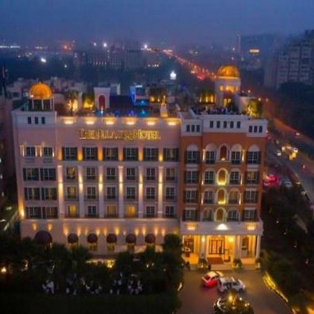 The Pllazio Hotel Gurgaon Extérieur photo