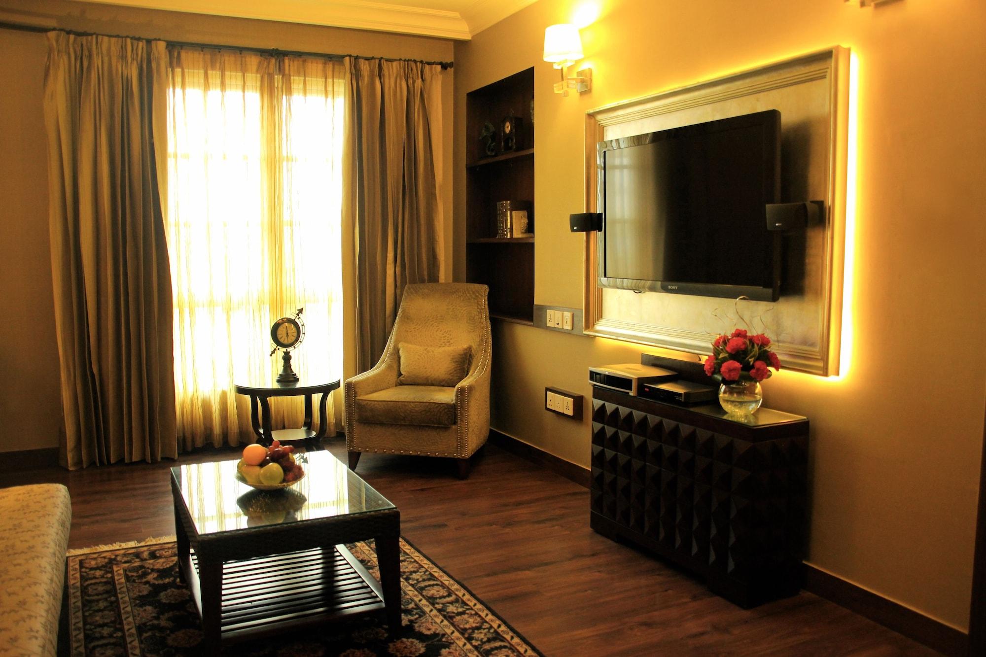 The Pllazio Hotel Gurgaon Extérieur photo