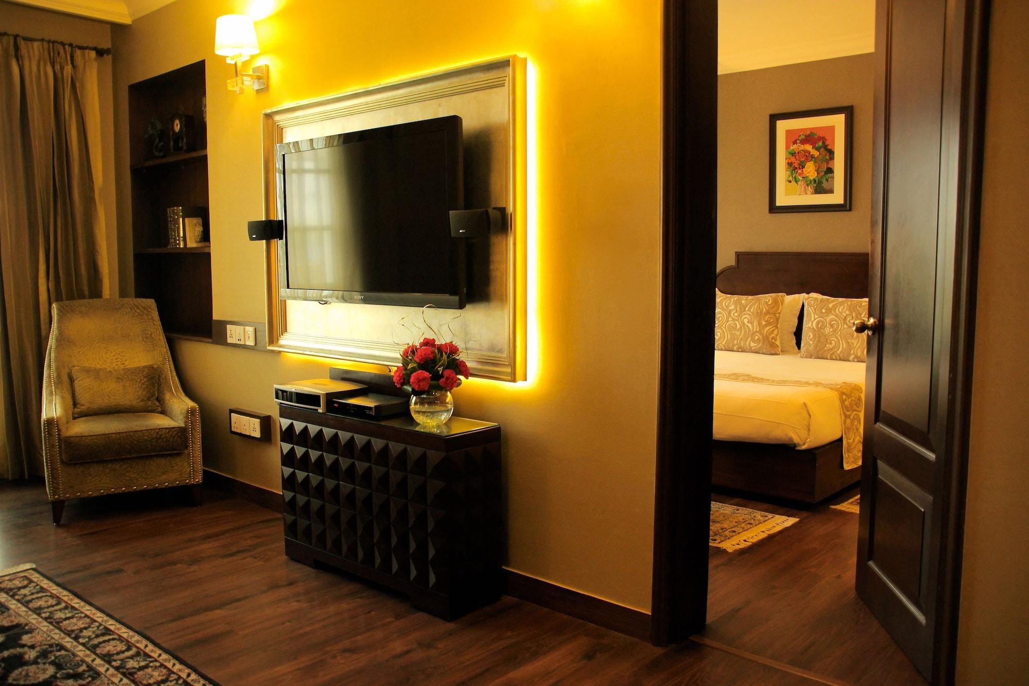The Pllazio Hotel Gurgaon Extérieur photo