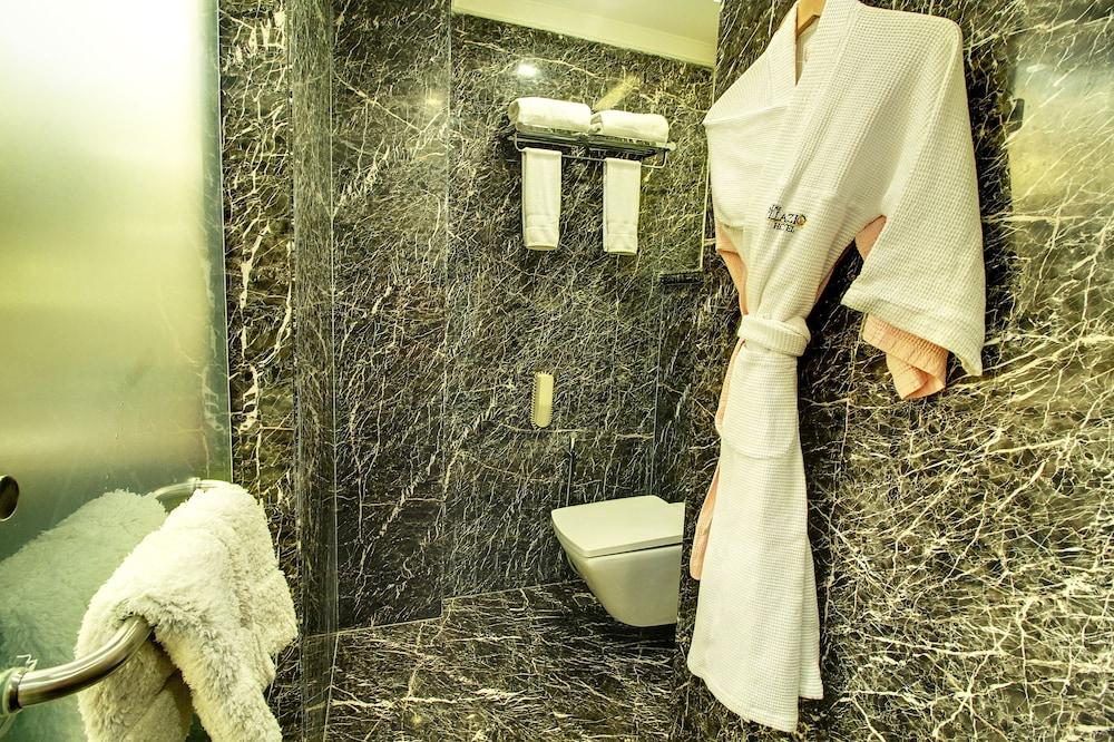 The Pllazio Hotel Gurgaon Extérieur photo