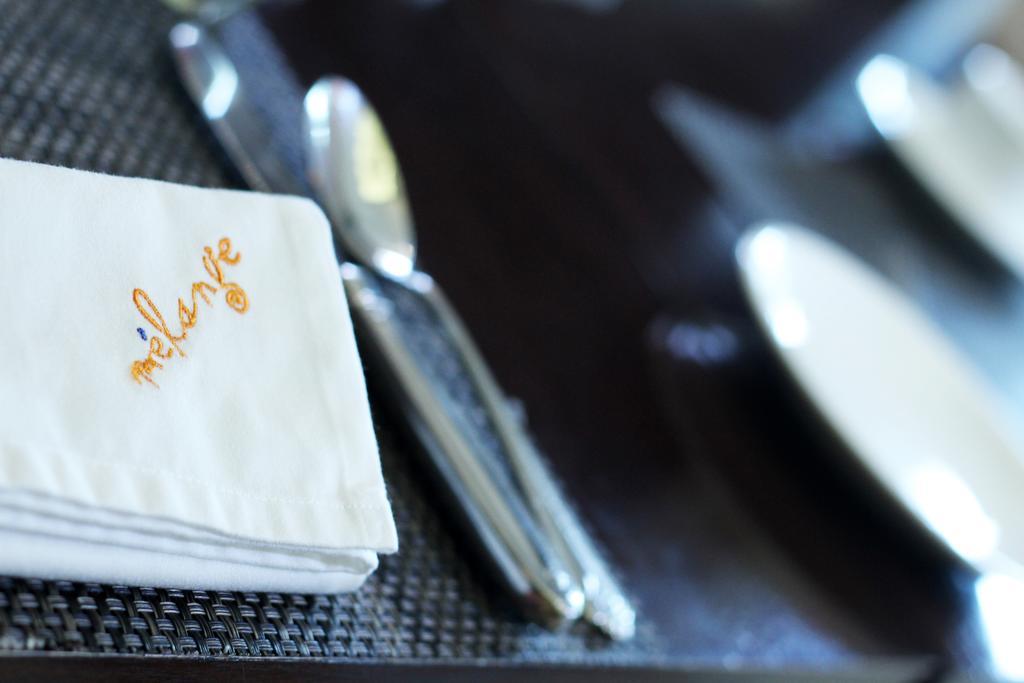 The Pllazio Hotel Gurgaon Extérieur photo