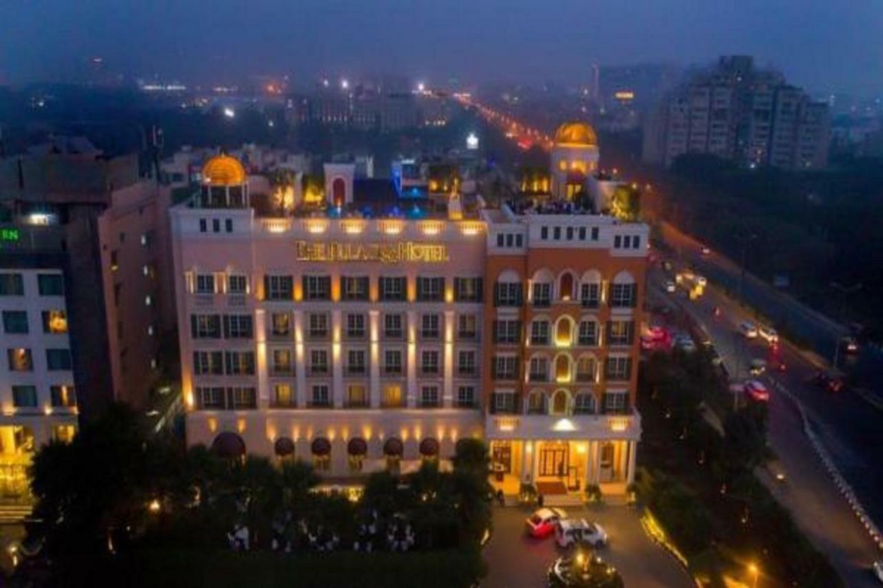 The Pllazio Hotel Gurgaon Extérieur photo